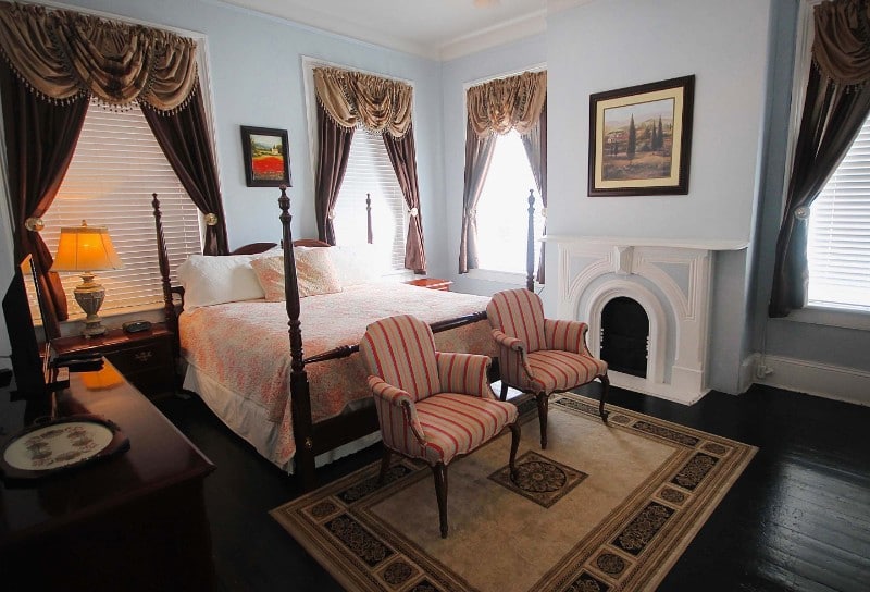 Stathopoulos House | Savannah Vacation Rental | Savannah Dream Vacations