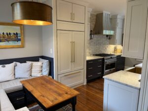 Norris Cook House Vacation Rental | Kitchen with table 2 | Savannah Dream Vacations